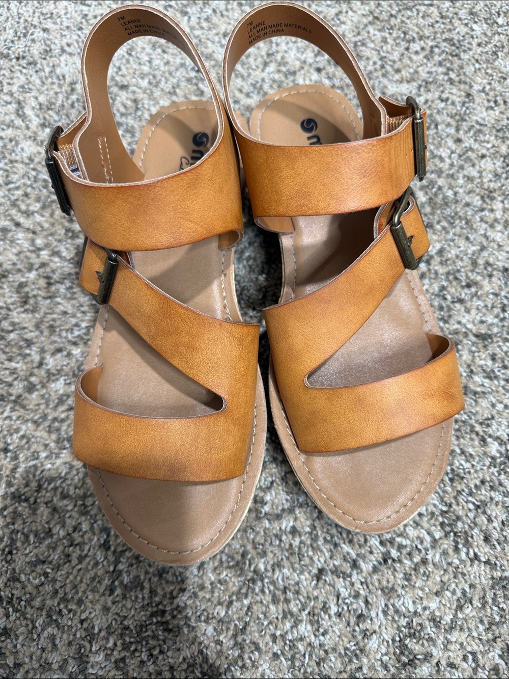 Makalu California sling back sandals with adjustable straps Leanne size 7